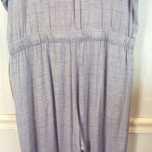 Jones New York wide leg cropped blue v-neck drawstring waist jumpsuit size large - Picture 9 of 13